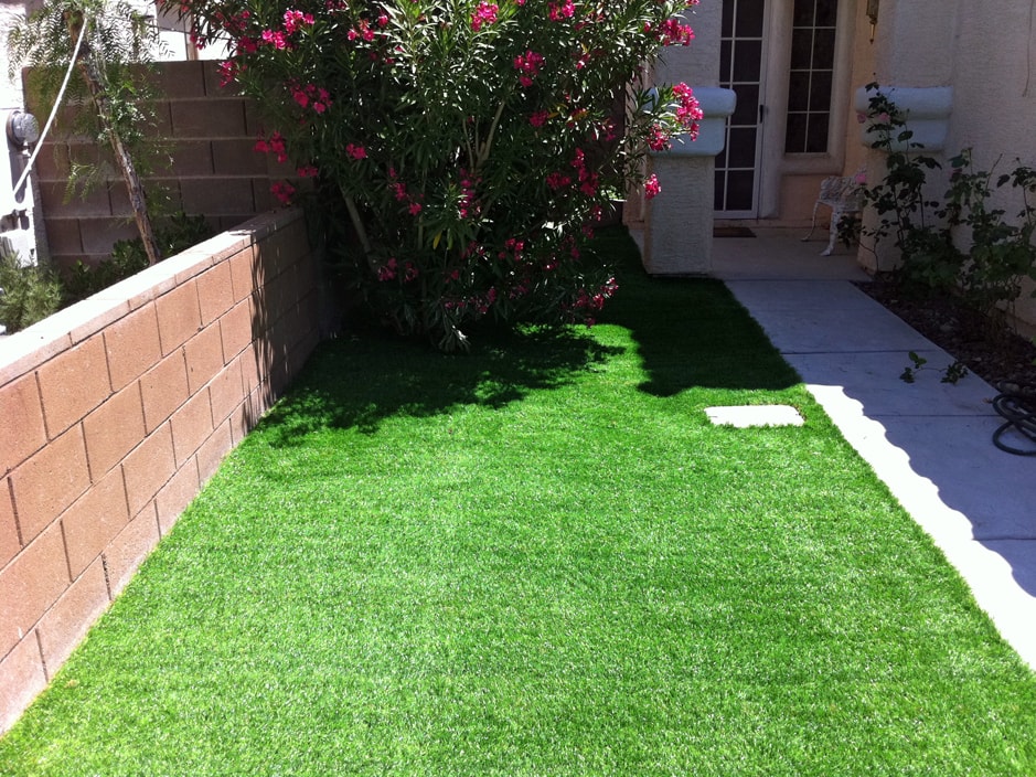 5 Tips To Replace Burnt Artificial Grass Patch In Lakeside